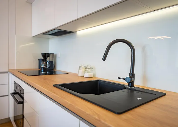 Dalmatian Breeze Apartman *