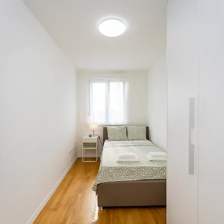 Dalmatian Breeze * Brodarica (Zadar)