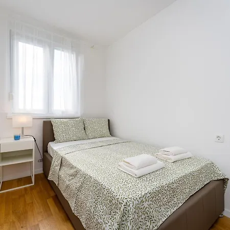 Dalmatian Breeze Apartament *